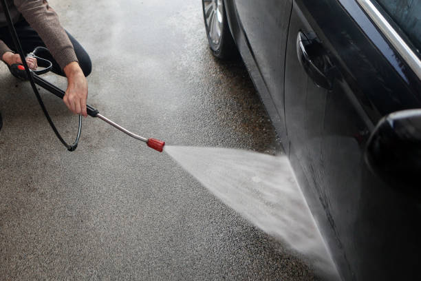 Best Roof Power Washing Services  in Broadview, IL
